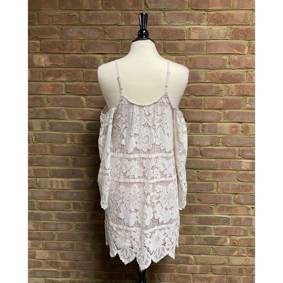 Xhilaration Blush Lace Cold Shoulder Dress Size Small - Picture 4 of 6